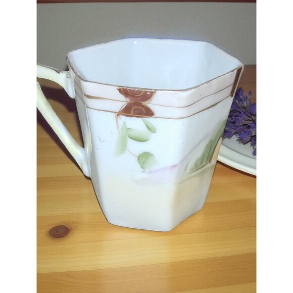 Antique 1891 - 1921 Nippon Te -Oh Hand -painted Porcelain Teacup and Saucer - Picture 6 of 16